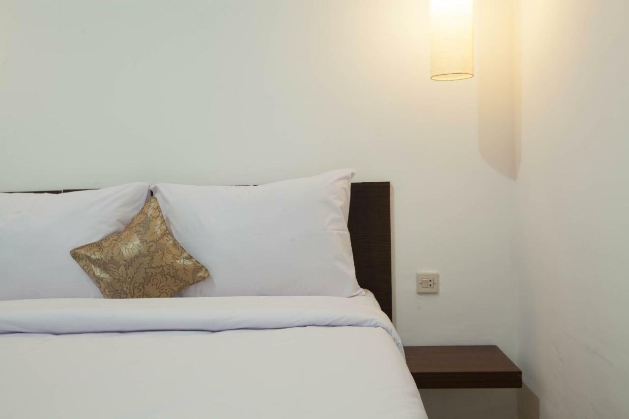 Yankee Fara 14 Hotel Seminyak Kültér fotó